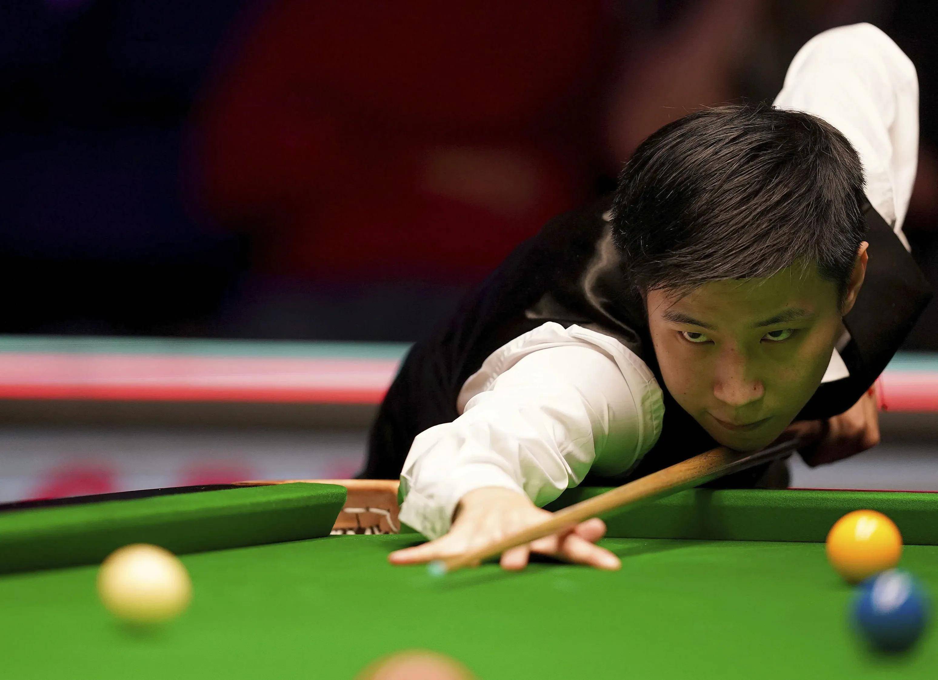 力求让蜡像 力求让蜡像