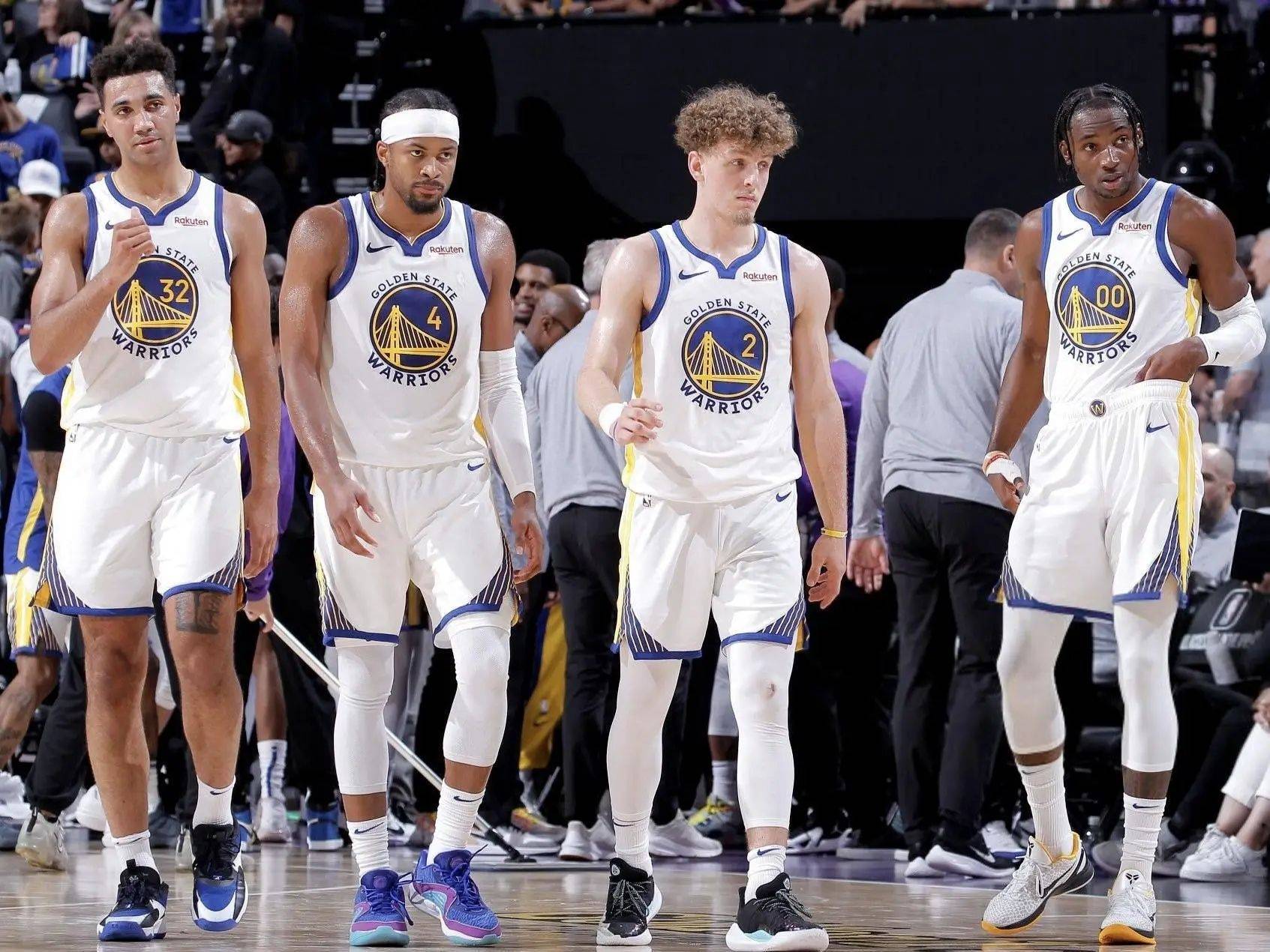 合同年限与 合同年限与